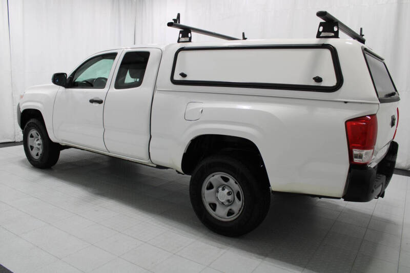2017 Toyota Tacoma SR