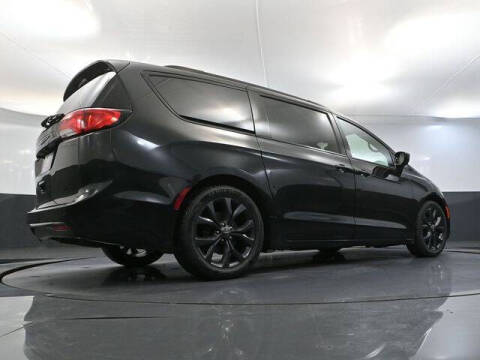 2019 Chrysler Pacifica Touring L Plus