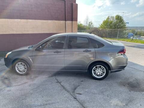 2009 Ford Focus for sale at Knoxville Wholesale in Knoxville TN