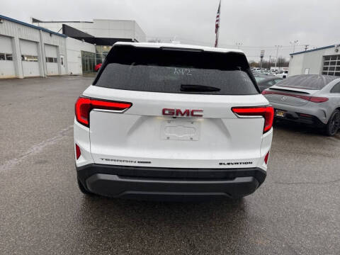 2025 GMC Terrain Elevation