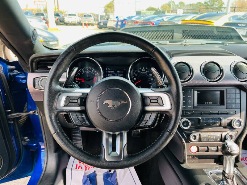 2016 Ford Mustang GT photo 22