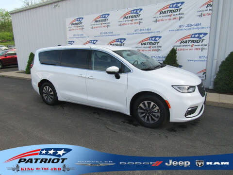 2023 Chrysler Pacifica Plug-In Hybrid for sale at PATRIOT CHRYSLER DODGE JEEP RAM in Oakland MD