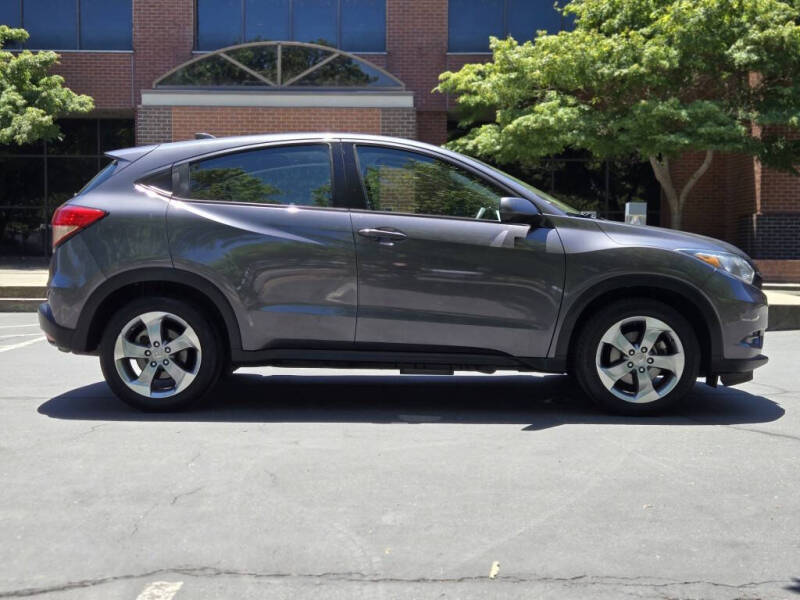 2017 Honda HR-V LX