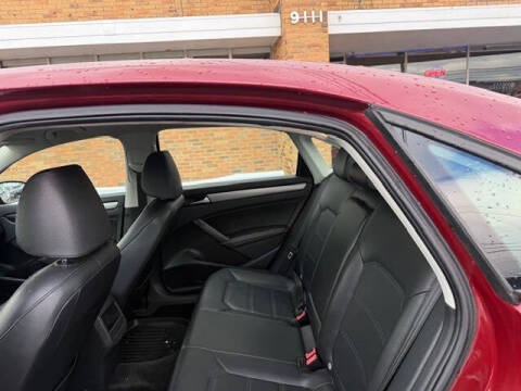 2015 Volkswagen Passat 1.8T Wolfsburg Edition