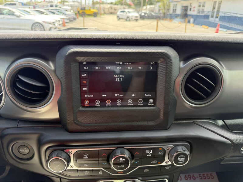 2023 Jeep Gladiator Willys