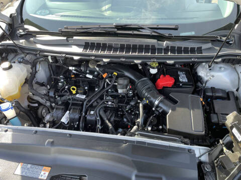 2022 Ford Edge Titanium