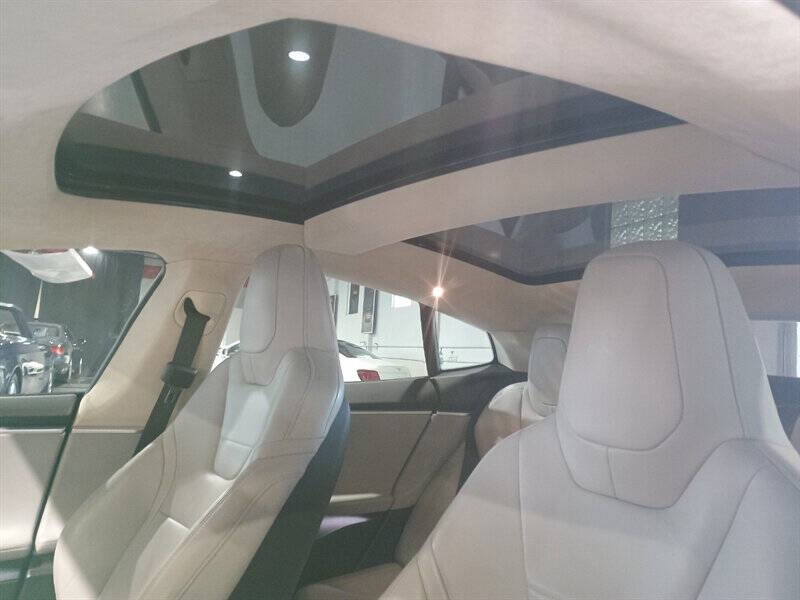 2016 Tesla Model S 70