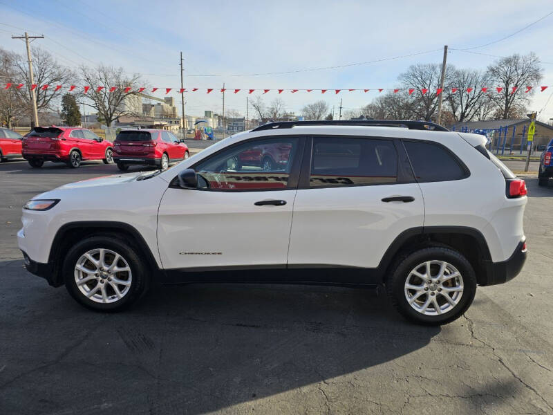 2016 Jeep Cherokee for sale at Car Corner in Mexico MO