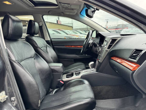 2011 Subaru Outback 2.5i Limited