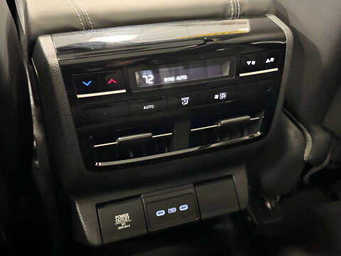 2025 Acura MDX w/Tech