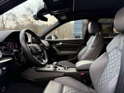 2019 Audi SQ5 3.0T quattro Prestige