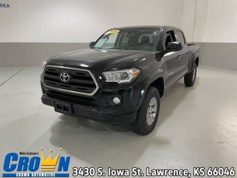 2016 Toyota Tacoma for sale at Crown Automotive of Lawrence Kansas in Lawrence KS