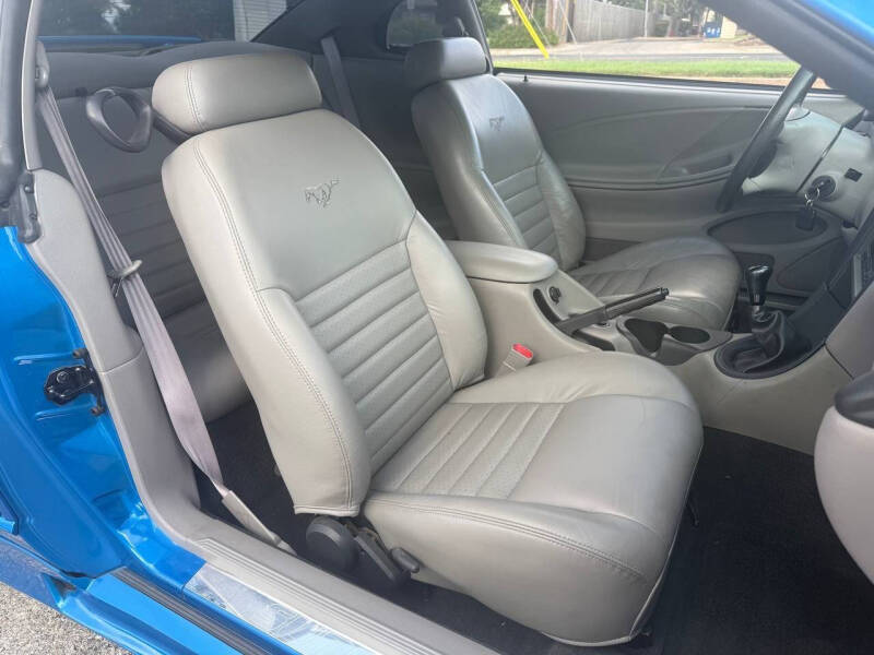 2000 Ford Mustang GT