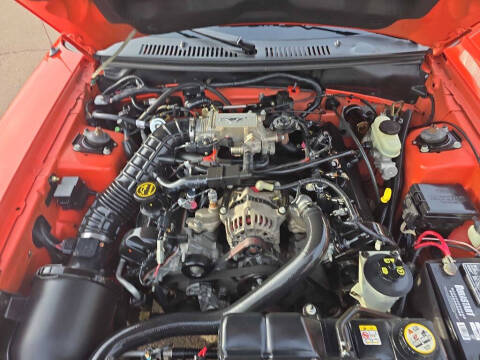 2004 Ford Mustang GT Deluxe