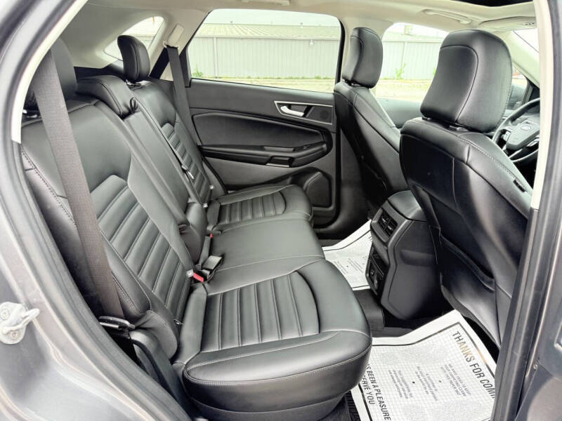 2022 Ford Edge SEL