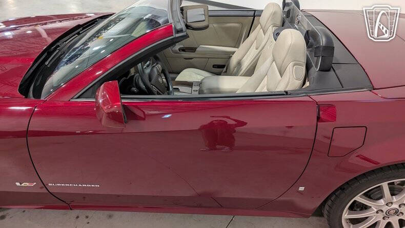 2006 Cadillac XLR-V