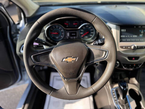 2018 Chevrolet Cruze LS Auto