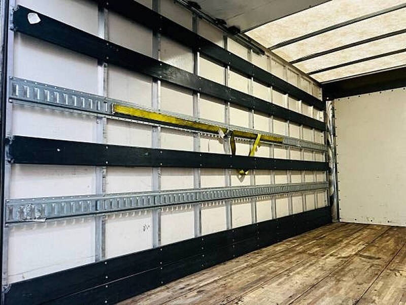 2016 Isuzu NPR DSL REG AT