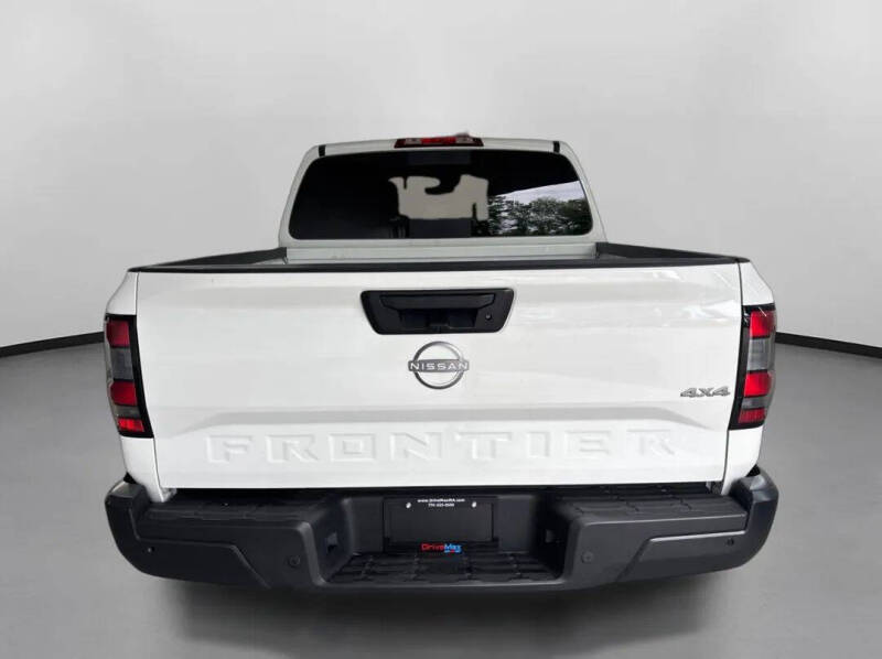 2025 Nissan Frontier