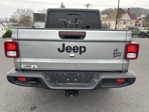 2021 Jeep Gladiator Willys