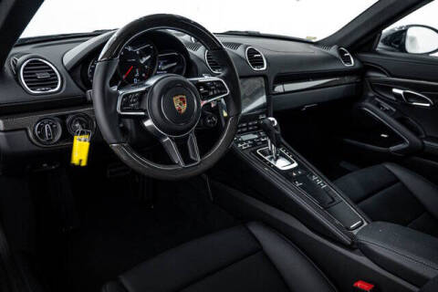 2025 Porsche 718 Cayman