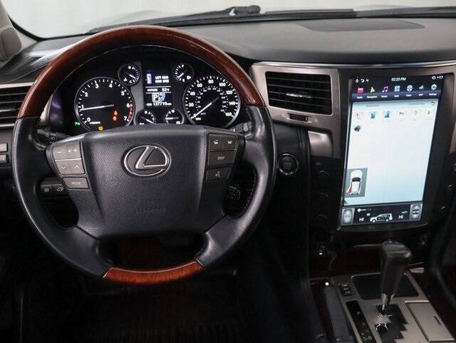 2013 Lexus LX 570