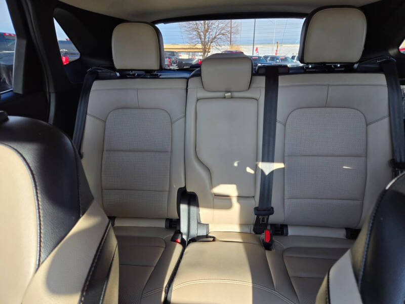 2020 Ford Escape Hybrid Titanium