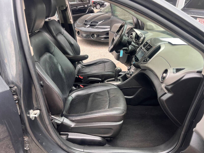 2016 Chevrolet Sonic LTZ Auto