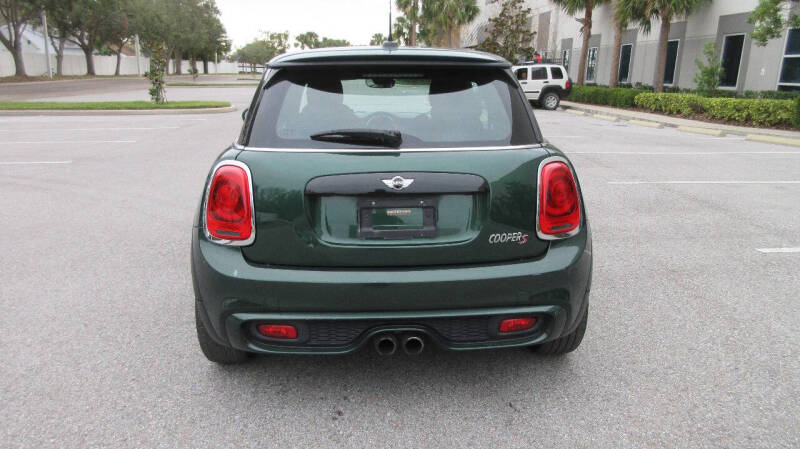 2015 MINI Cooper S photo 4