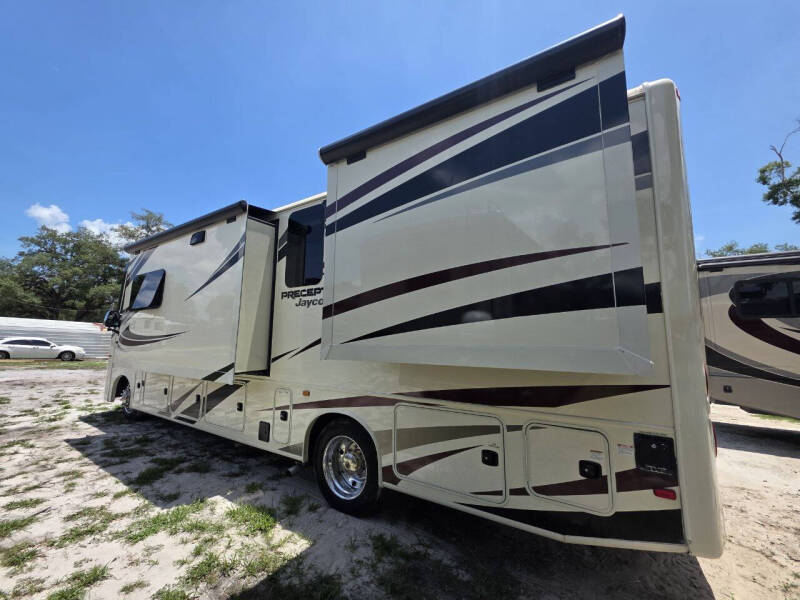 2018 Jayco Precept