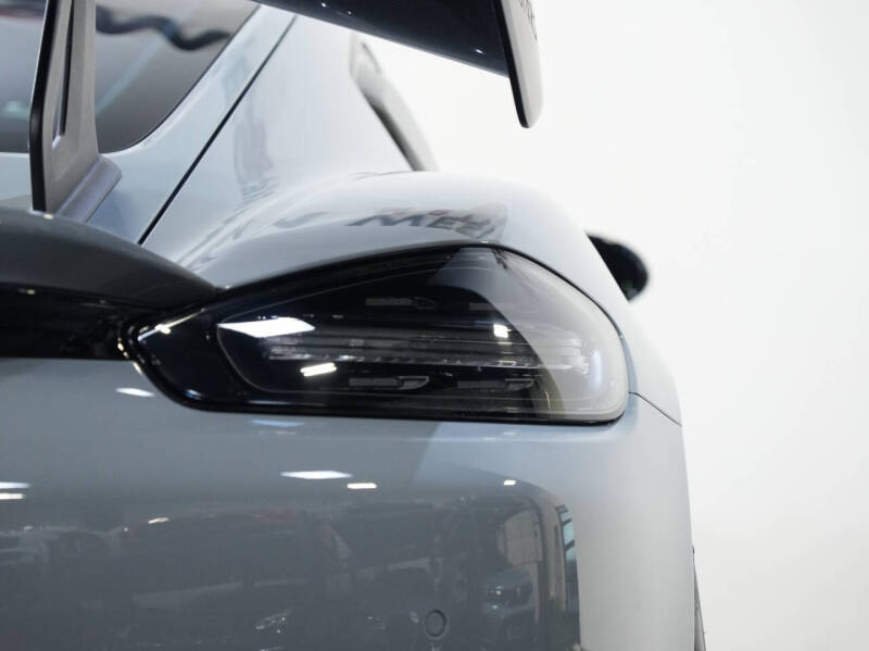 2023 Porsche 718 Cayman GT4 RS