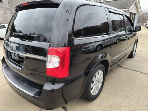 2014 Chrysler Town and Country Touring