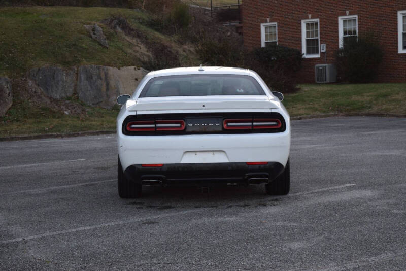 2015 Dodge Challenger R/T Plus
