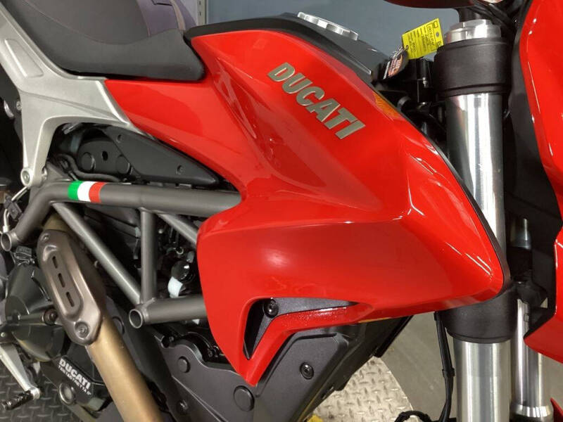 2013 Ducati Hyperstrada
