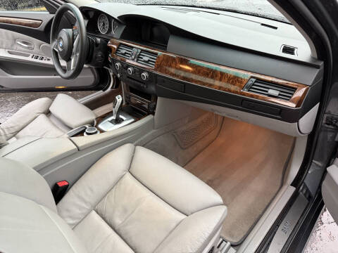 2008 BMW 5 Series 528i