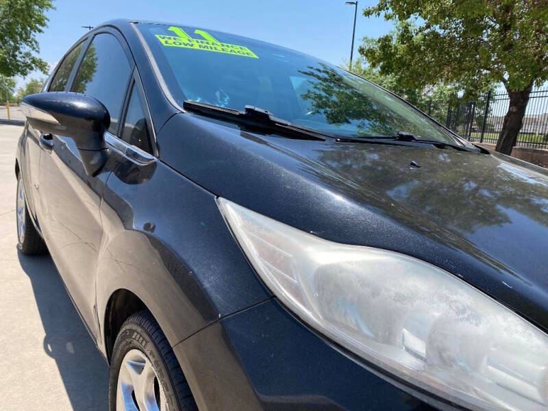 2011 Ford Fiesta SES