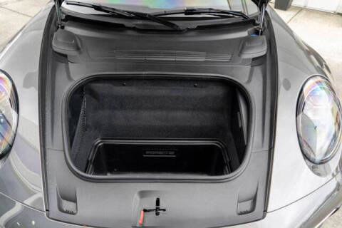 2022 Porsche 911 Carrera 4 GTS