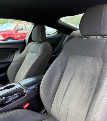 2019 Ford Mustang EcoBoost