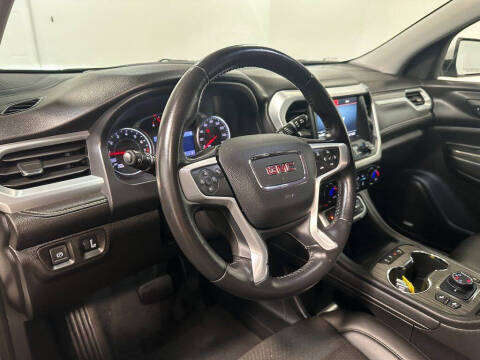 2021 GMC Acadia SLT