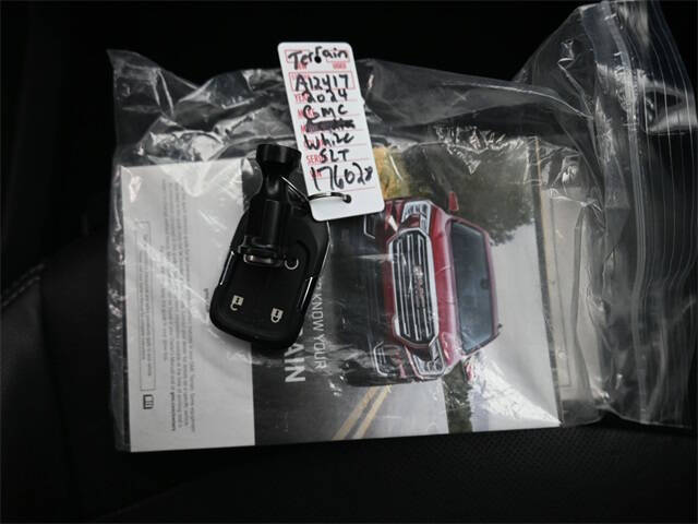 2024 GMC Terrain SLT