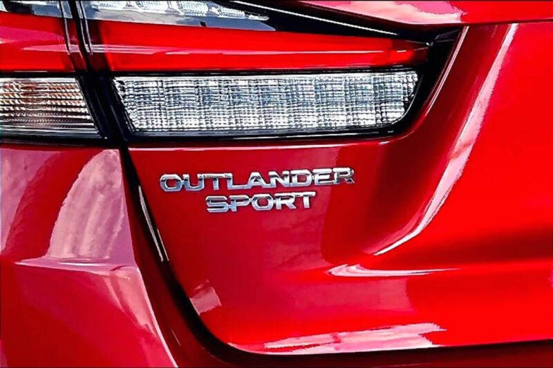 2022 Mitsubishi Outlander SE