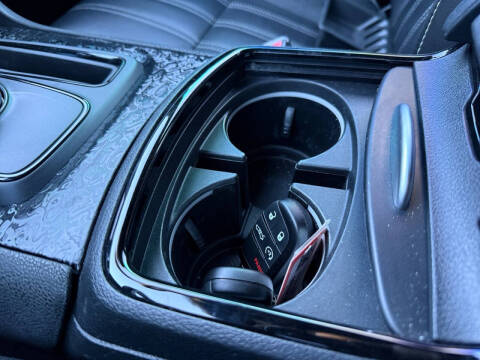 2022 Chrysler 300 S V8