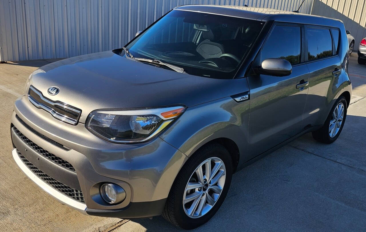 2017 Kia Soul for sale at CAR MARKET AUTO GROUP in Sugar Land, TX