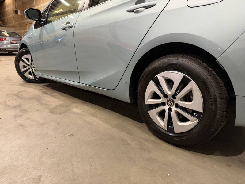 2016 Toyota Prius Two Eco