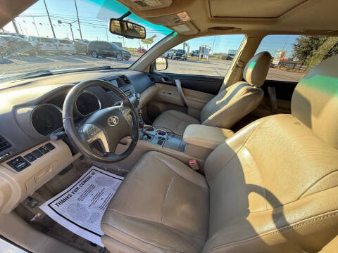 2010 Toyota Highlander SE