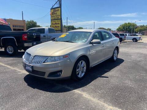 2009 Lincoln MKS for sale at BEST BUY AUTO SALES LLC in Ardmore OK