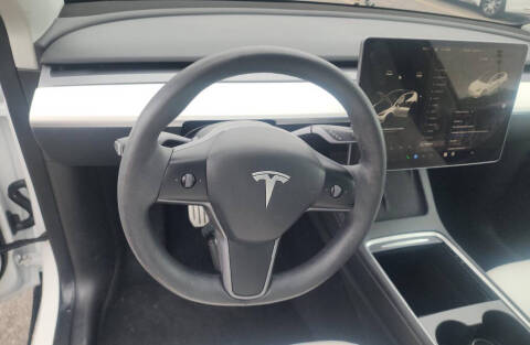 2023 Tesla Model Y Performance