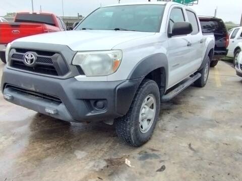 2015 Toyota Tacoma for sale at AUTOTEX FINANCIAL in San Antonio TX