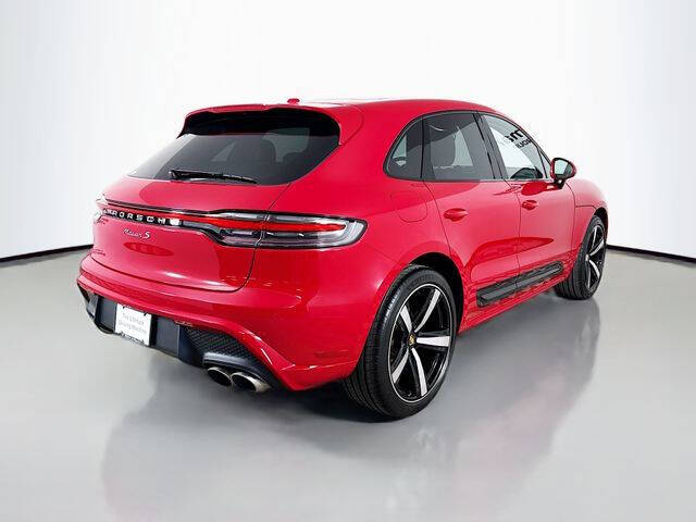 2025 Porsche Macan S