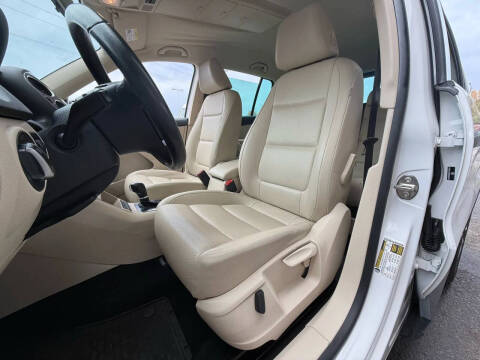 2011 Volkswagen Tiguan